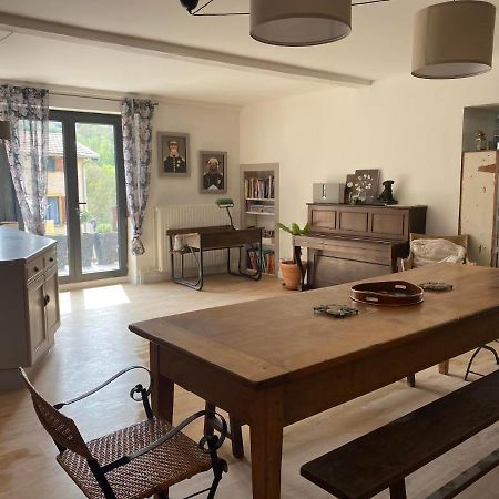 Maison Sur Cour Courzieu ภายนอก รูปภาพ